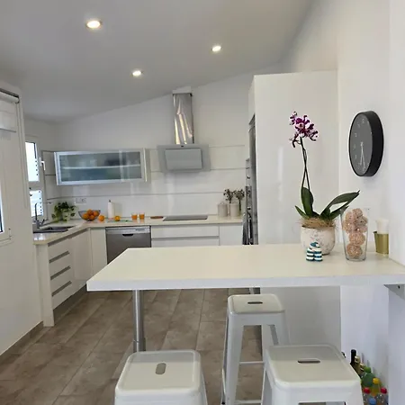 Faro Quilla 8 Deluxe パシート・ブランコ